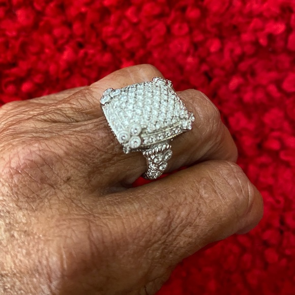 JUDITH RIPKA 18K OLIVIA ALL PAVE DIAMOND RING - Picture 3 of 16